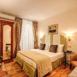 https://cortina-rome.it-romehotels.com